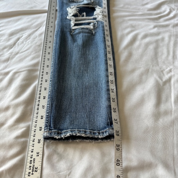 Silver Jeans Women's Distressed Patched Denim Boyfriend Jeans Blue 28 Faded - Picture 14 of 16